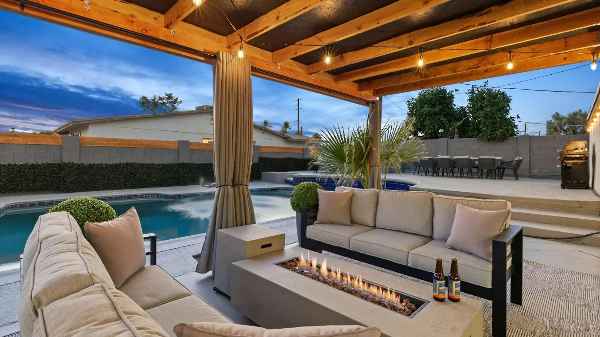 Desert Dreaming - Old Town Spa Pool & Putt Scottsdale